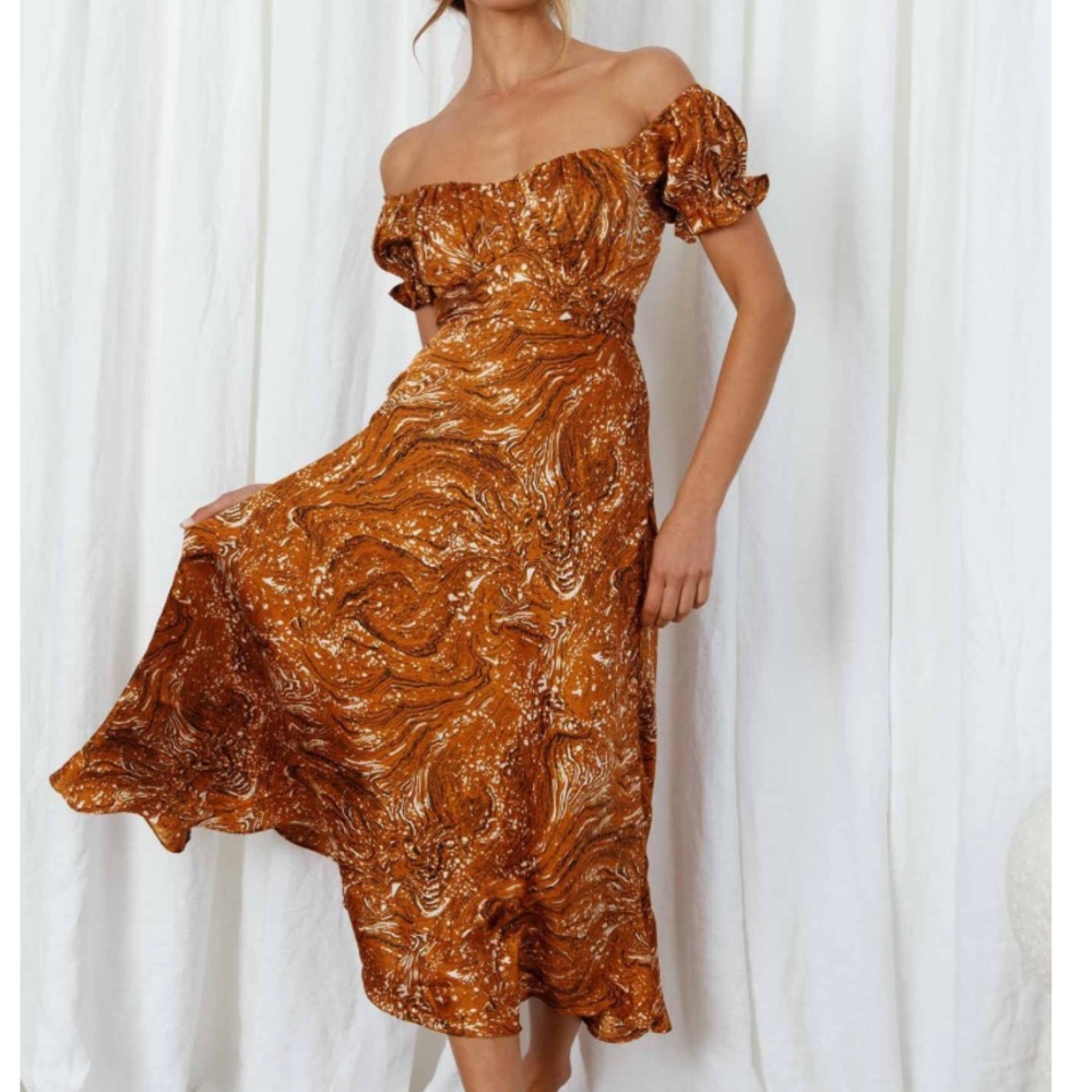 OFF-SHOULDER TIE BACK MIDI DRESS MARBLED PRINT MUSTARD